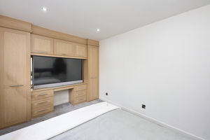 Photo 16- click for photo gallery